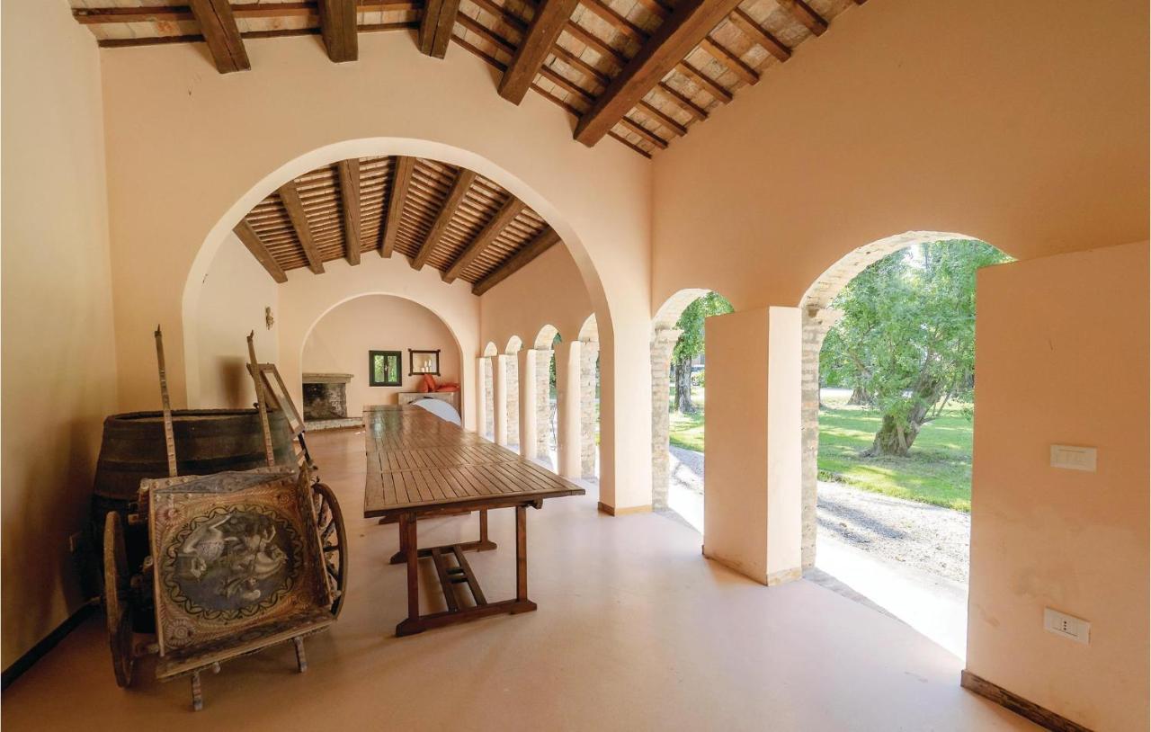 2 Bedroom Awesome Home In Taglio Di Po Ro 포르토 비로 외부 사진